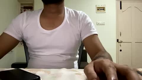 bighandsomesatisfy online show from 2, 1, 2025