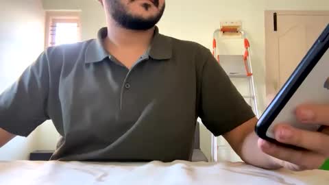 bighandsomesatisfy online show from 6, 1, 2025