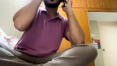 bighandsomesatisfy online show from 12, 1, 2025