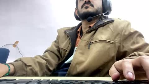 bighandsomesatisfy online show from 26, 2, 2025