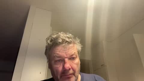 Snapshot of bigheart60 chatting on 22, 10, 2025 bigheart60 online show from 22, 10, 2025