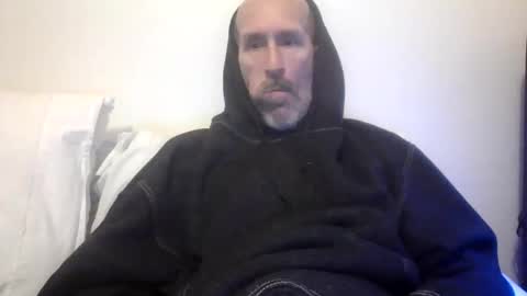 Snapshot of bighugemouthful chatting on 30, 10, 2025 Chaz online show from 30, 10, 2025