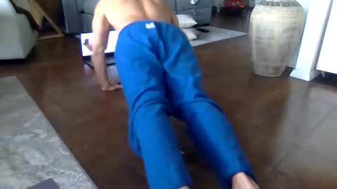 Snapshot of bigjoed233 chatting on 18, 1, 2026 bigjoed233 online show from 18, 1, 2026