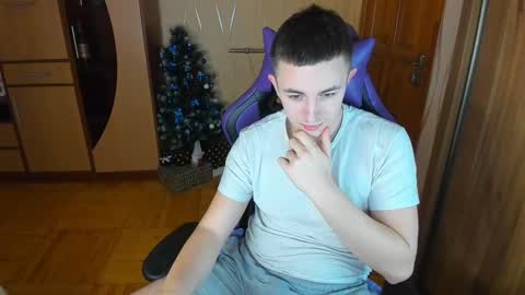 Snapshot of bigmark03 chatting on 12, 2, 2025 BigMark03 online show from 12, 2, 2025