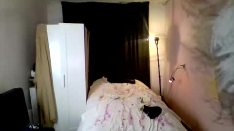 Snapshot of bigo247 chatting on 25, 9, 2025 Shemale Anna online show from 25, 9, 2025