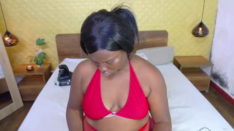 bigroundbooty_ online show from 18, 4, 2026