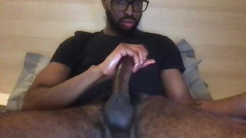 Snapshot of bigsur1 chatting on 4, 11, 2025 bigsur1 online show from 4, 11, 2025