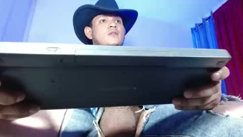 Snapshot of bigthick_blackcock chatting on 23, 5, 2026 MANUEL online show from 23, 5, 2026