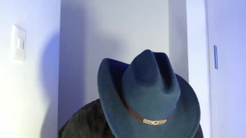 Snapshot of bigthick_blackcock chatting on 1, 6, 2026 MANUEL online show from 1, 6, 2026