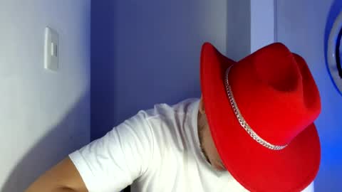 Snapshot of bigthick_blackcock chatting on 19, 6, 2026 MANUEL online show from 19, 6, 2026