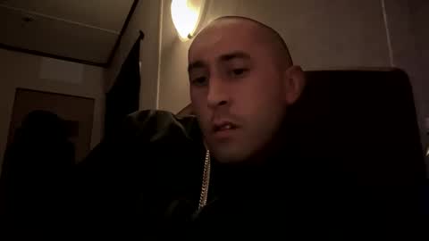 bigthingspoppin69 online show from 5, 1, 2025