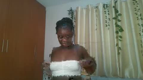 bigtits_baddie online show from 15, 12, 2025