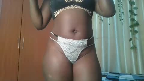 bigtits_baddie online show from 23, 12, 2025