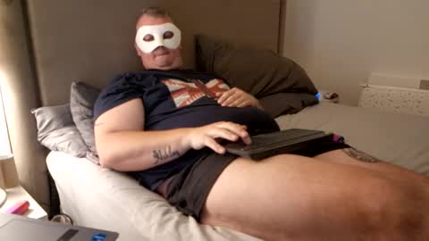 bigtitsmcghee online show from 29, 9, 2025