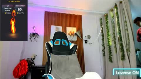 Snapshot of bigxxo chatting on 28, 10, 2025 bigxxo online show from 28, 10, 2025