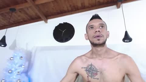 Snapshot of bigzehuz chatting on 27, 12, 2024 andres online show from 27, 12, 2024