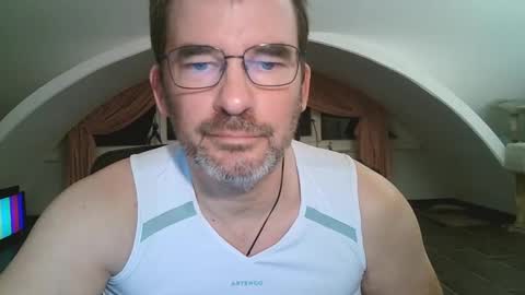 bikertom1988 online show from 7, 12, 2024