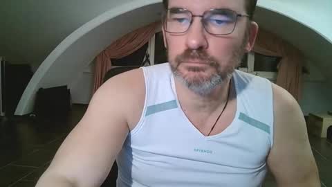 bikertom1988 online show from 29, 12, 2024