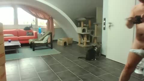 bikertom1988 online show from 31, 12, 2024