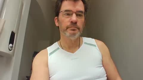 bikertom1988 online show from 15, 2, 2025