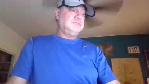 Snapshot of billjames55 chatting on 24, 4, 2026 billjames55 online show from 24, 4, 2026