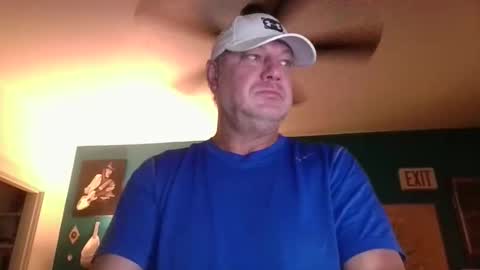 Snapshot of billjames55 chatting on 25, 4, 2026 billjames55 online show from 25, 4, 2026