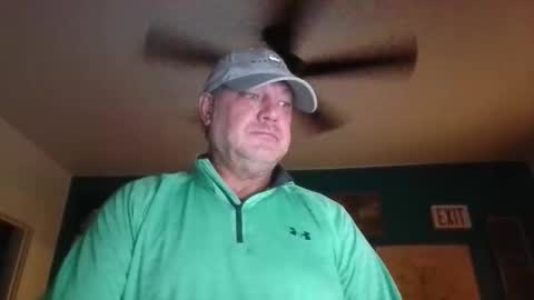 Snapshot of billjames55 chatting on 30, 4, 2026 billjames55 online show from 30, 4, 2026