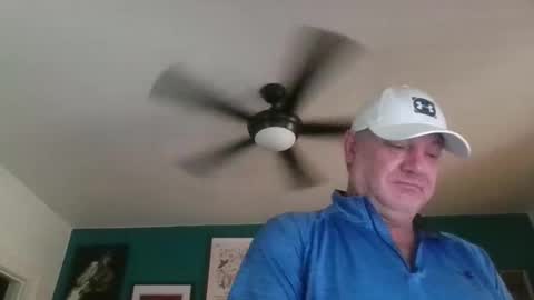 Snapshot of billjames55 chatting on 30, 4, 2026 billjames55 online show from 30, 4, 2026