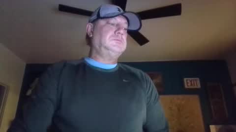 Snapshot of billjames55 chatting on 8, 5, 2026 billjames55 online show from 8, 5, 2026