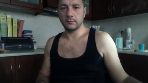 Snapshot of billos26 chatting on 15, 12, 2025 billys greece online show from 15, 12, 2025