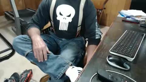 Snapshot of billy471 chatting on 13, 5, 2026 billy471 online show from 13, 5, 2026