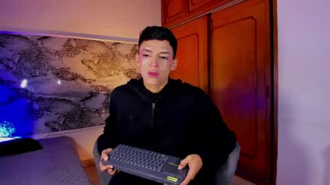 Snapshot of billy_jamees chatting on 28, 4, 2026 Sam online show from 28, 4, 2026