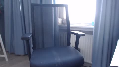 Snapshot of bimbo_boi01 chatting on 6, 11, 2025 bimbo_boi01 online show from 6, 11, 2025