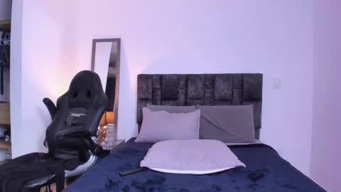 dariux john online show from 12, 12, 2024