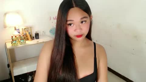 Snapshot of binnie_katchins chatting on 30, 11, 2025 binnie_katchins online show from 30, 11, 2025