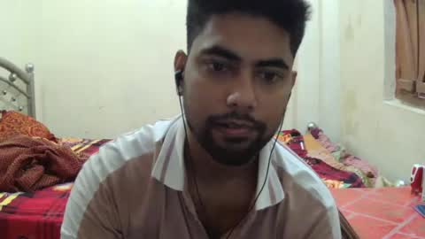 Snapshot of birbikrom104 chatting on 25, 6, 2026 birbikrom104 online show from 25, 6, 2026