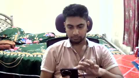 Snapshot of birbikrom104 chatting on 11, 7, 2026 birbikrom104 online show from 11, 7, 2026