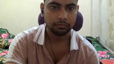 Snapshot of birbikrom104 chatting on 14, 7, 2026 birbikrom104 online show from 14, 7, 2026
