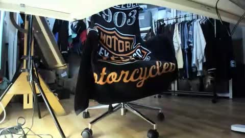 Snapshot of bisexualjay chatting on 29, 11, 2025 bisexualjay online show from 29, 11, 2025