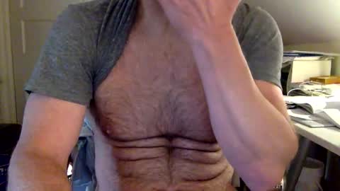 Snapshot of bisonbar chatting on 9, 5, 2026 BisonBar online show from 9, 5, 2026