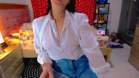 Snapshot of bittermomxxx chatting on 12, 4, 2026 bittermomxxx online show from 12, 4, 2026