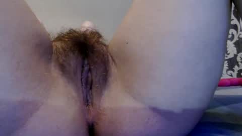 Snapshot of bivolarut30 chatting on 24, 1, 2025 if you love pussy give 1 token - im a poor girl any token counts-my shop video pussy  virgina  hairy pussy 1 token online show from 24, 1, 2025
