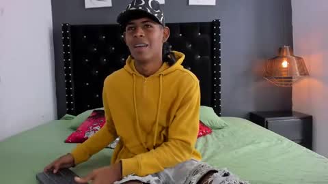 boy online show from 14, 2, 2025