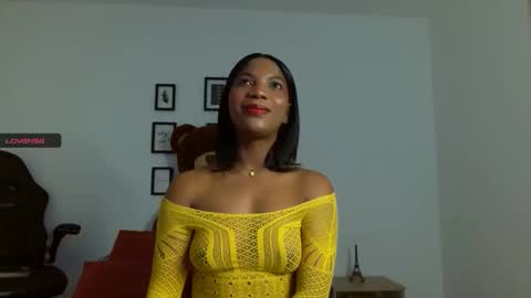 Snapshot of black_girl99 chatting on 18, 12, 2025 Chicago sexy online show from 18, 12, 2025