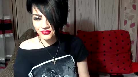 black_hot_01 online show from 29, 12, 2024