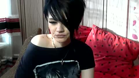 black_hot_01 online show from 5, 1, 2025