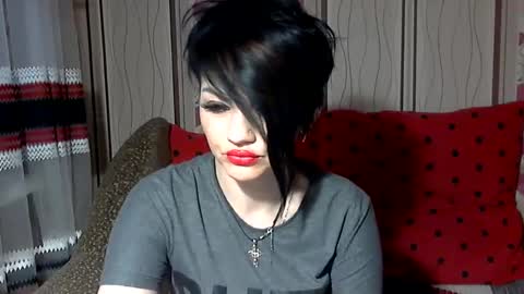 black_hot_01 online show from 4, 3, 2025