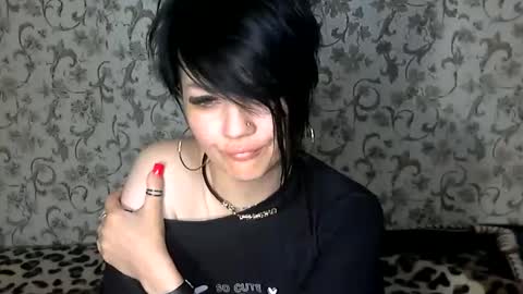 black_hot_01 online show from 19, 9, 2025