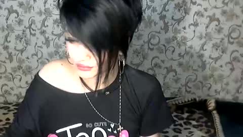 black_hot_01 online show from 24, 9, 2025