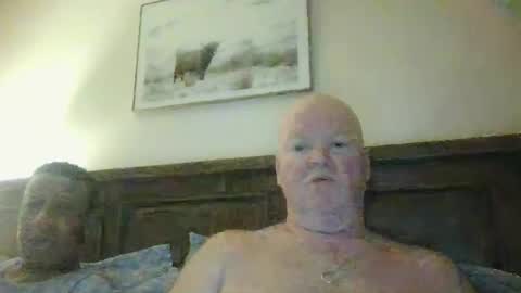 Snapshot of black_n_white4 chatting on 4, 1, 2025 black_n_white4 online show from 4, 1, 2025